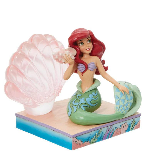 Figurine Disney Traditions : Ariel et son Coquillage